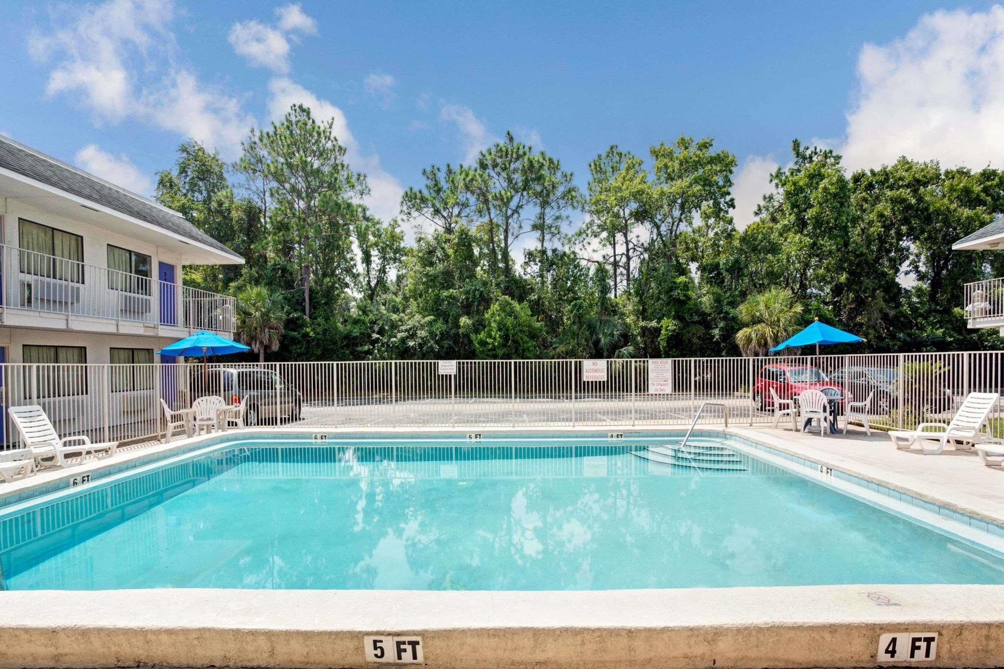 Knights Inn Jacksonville Airport Bagian luar foto