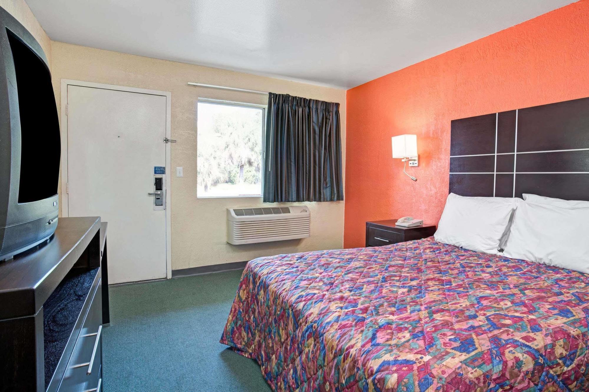 Knights Inn Jacksonville Airport Bagian luar foto